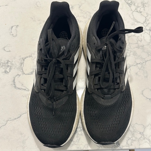 Adidas Black and White Running Shoes sz 10.5 - Picture 7 of 7